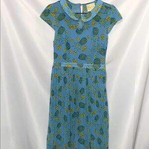 Modcloth Blue Flutter Sleeve Sundress See measurements Pineapple design‎ pleated